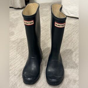Hunter Classic Black Tall Boots - EUC